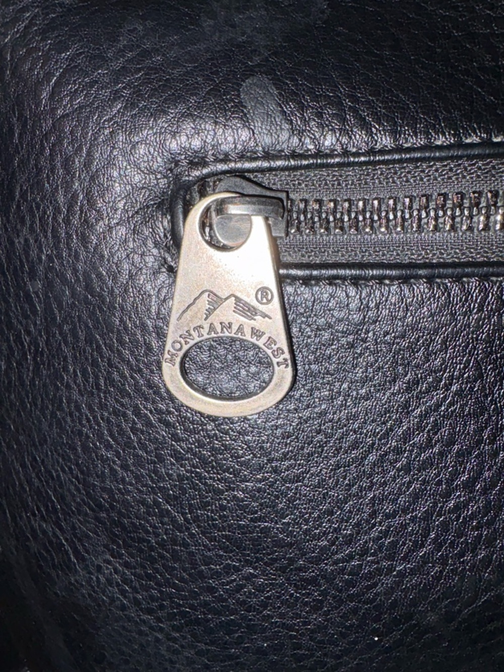 Montana West Black Studded Conceal Carry CCW Crossbody Western Purse - Picture 5 of 8